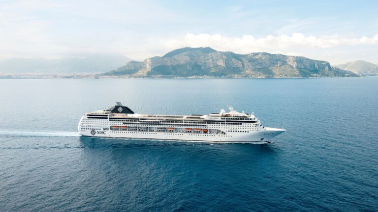 Viduržemio jūros kruizas iš Stambulo MSC Lirica laivu