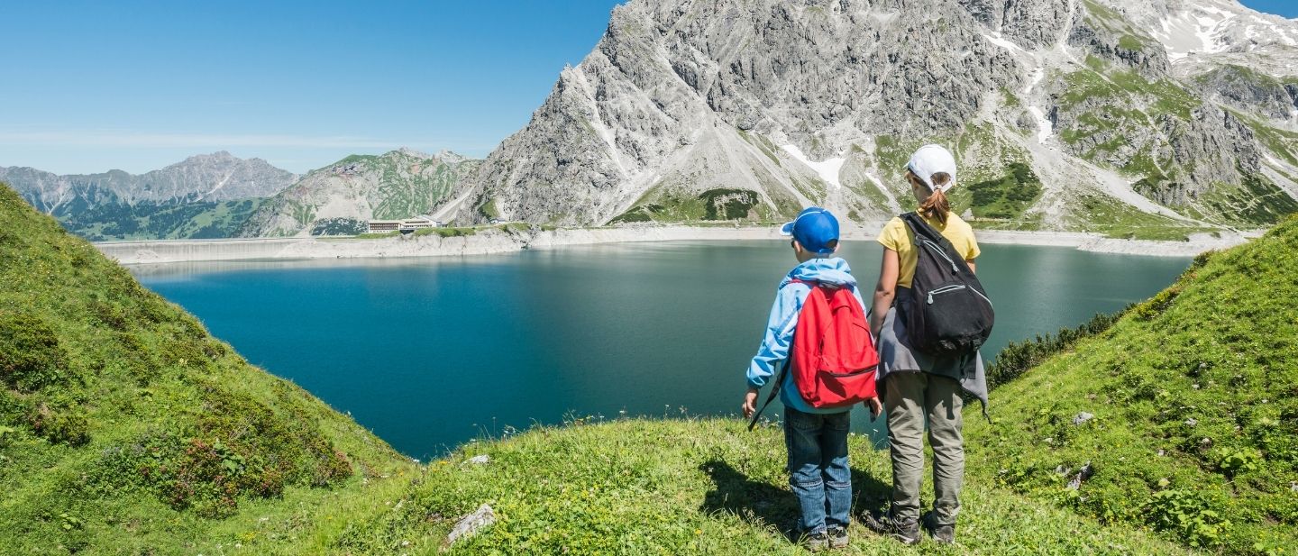 moksleivių kelionės