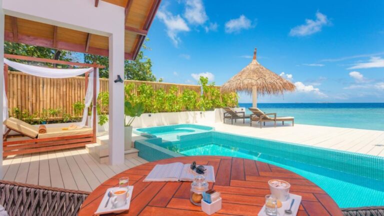 Poilsis Maldyvuose – Malahini Kuda Bandos 4*