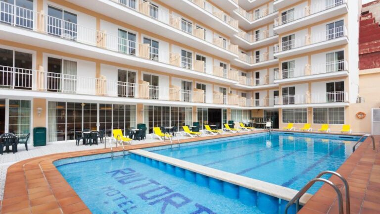 Riutort 3* – El Arenal, Ispanija