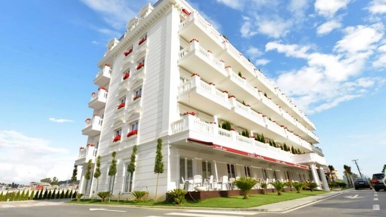 Flower Hotels & Resorts 5* – Duresis, Albanija