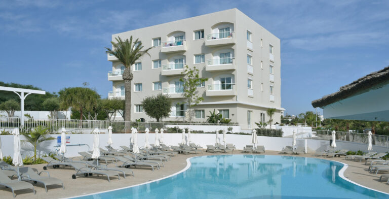 Sunrise Gardens 3* – Protaras, Kipras