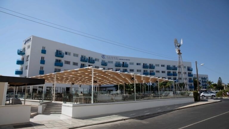 TETYK Hotel & Suites – Protaras, Kipras