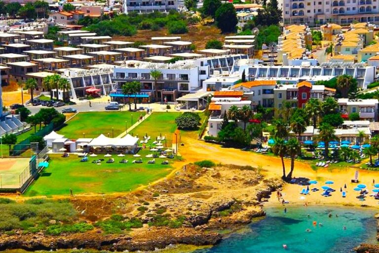 Penelope Beach Hotel 3* – Protaras, Kipras