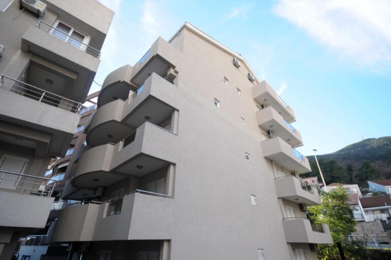 APARTMENTS ANITA 3* – Budva, Juodkalnija