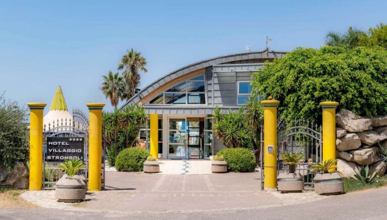 Villaggio Stromboli 4* – Capo Vaticano, Italija