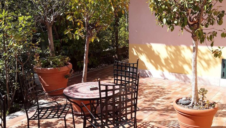 Villa Archegeta 3* – Taormina, Italija