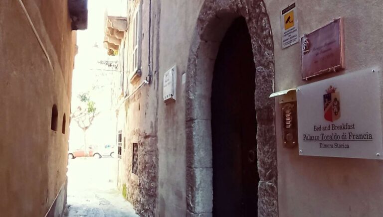 Valentour Palazzo Toraldo di Francia 3* – Tropea, Italija