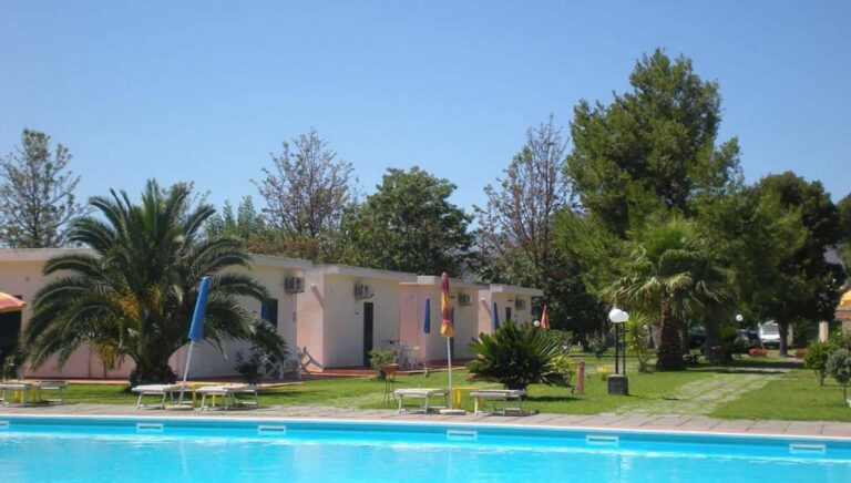 Villaggio Artemide 3* – Taormina, Italija