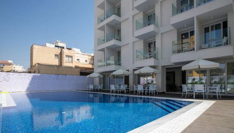 Best Western Plus Larco 4* – Larnaca., Kipras