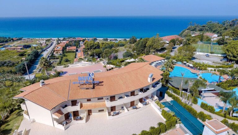 Scoglio del Leone 4* – Zambrone, Italija