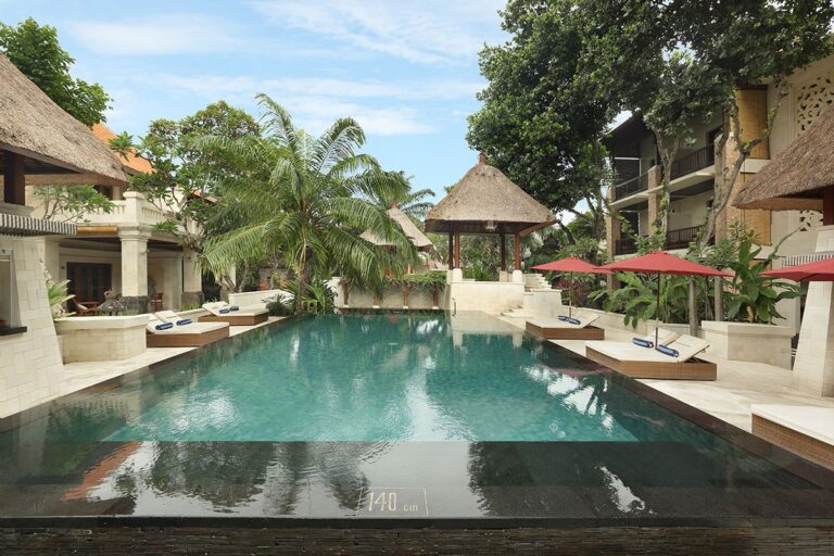 Griya Santrian 4* – Sanur, Indonezija