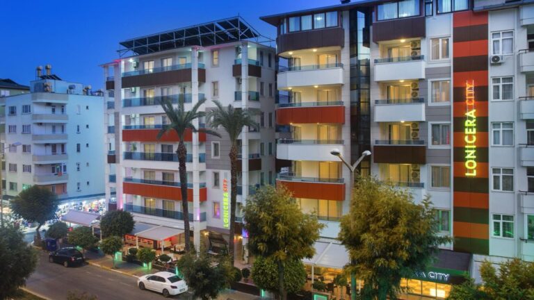 Lonicera City Kleopatra 3* – Alanya center, Turkija