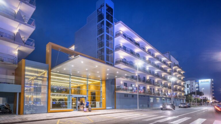 Alhambra 4* – Costa del Barcelona Maresme, Ispanija